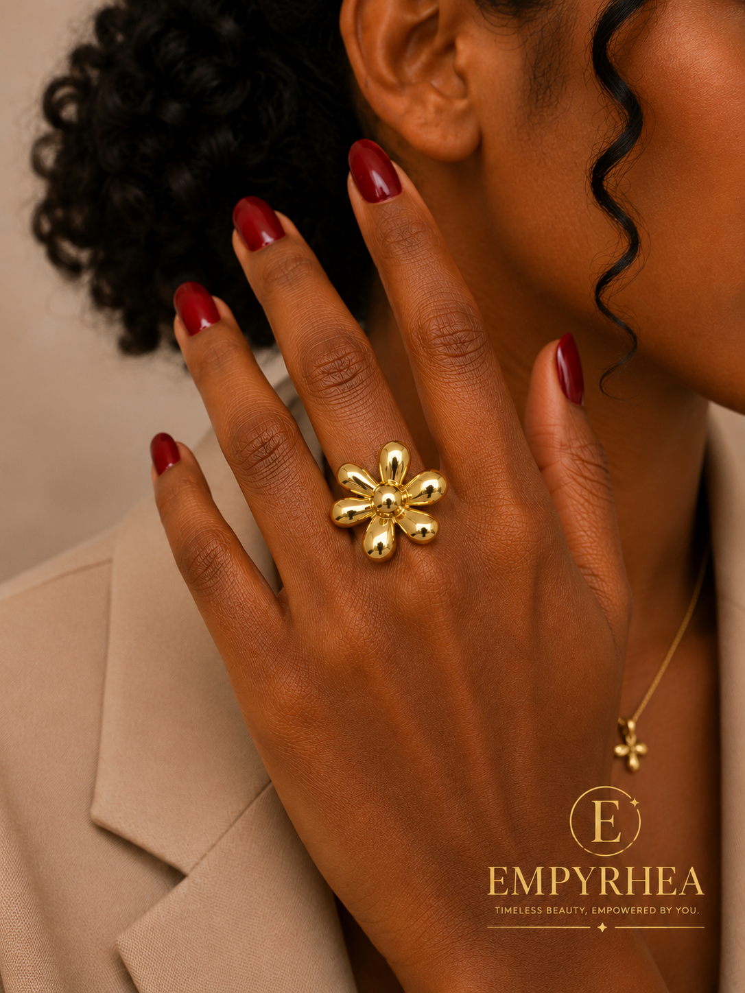 Daisy Bloom Ring - Size 8